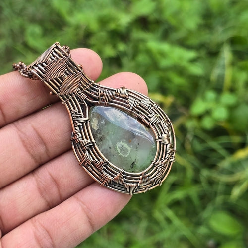 Premium Stone Pendant Jewelry